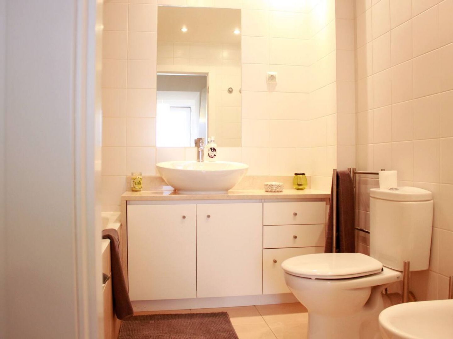 Joivy Modern 1-Bed Apt With Terrace, Moments From Sao Bento Palace Lisboa Екстериор снимка